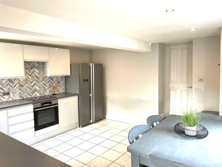 4 bedroom house to rent - Photo 5