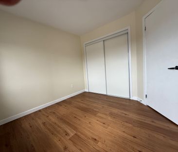For Lease - 148 Crafter Crescent Unit# Upper, Hamilton, Ontario - Photo 5