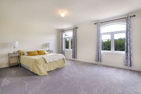 For Lease - 148 Hawkins Street, Georgina, Ontario - Photo 4