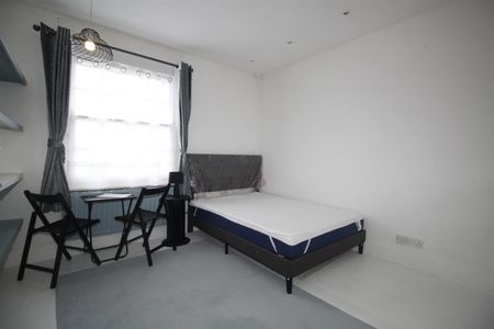 1 Bedroom Room to Rent To Let - Photo 5