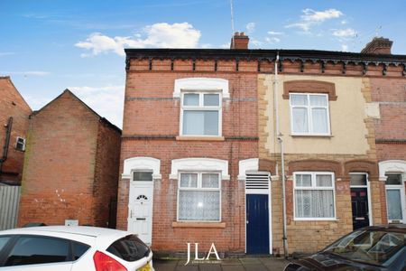 3 bed terraced house to rent in Bridge Road, Leicester, LE5 - Photo 4