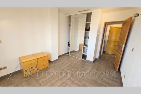 Location Appartement 2 pièces 31m² SOLARO 20240 - Photo 2