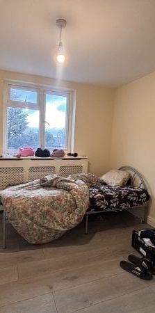 Room 3, Follyhouse Lane, WS1, Property for rent - Photo 1