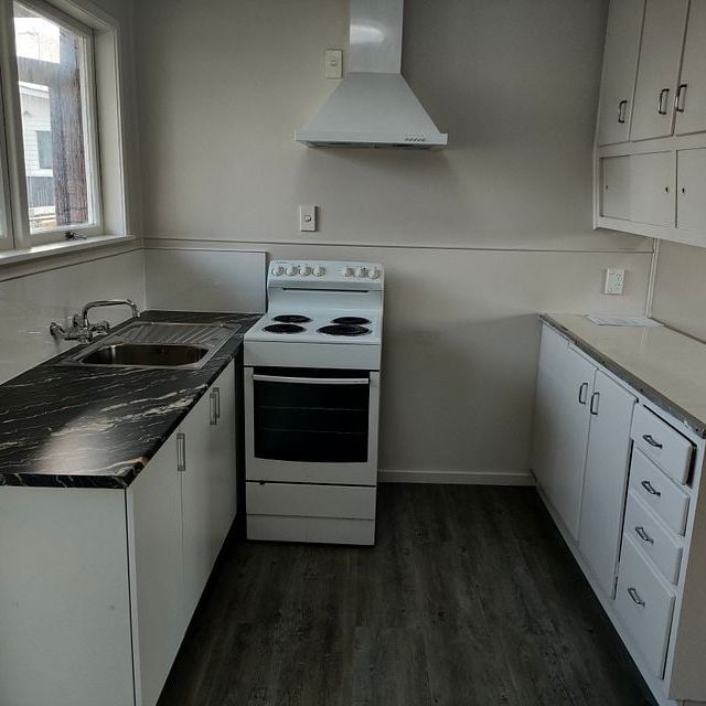 3 bedrooms family home in Papatoetoe - Photo 1