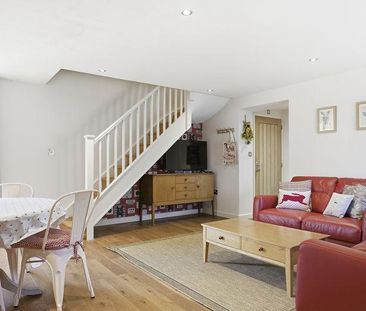 2 bedroom semi-detached house to rent - Photo 1