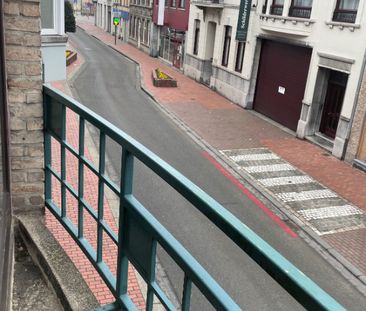 Gunstig gelegen instapklaar twee slaapkamer appartement + ruim terras - Photo 2