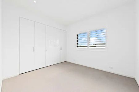 905/6 Saunders Close,Macquarie Park,New South Wales 2113, Sydney - Photo 3