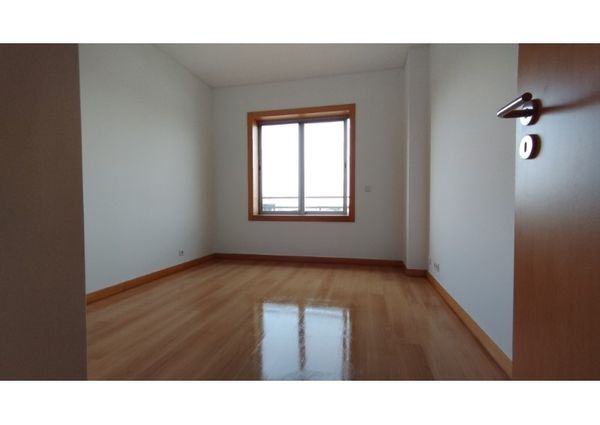 Apartamento T1+1 em Porto
