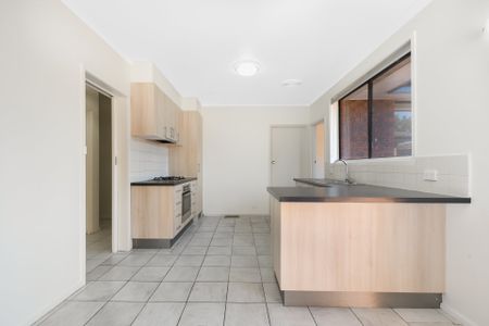 1/1815 Dandenong Road, Oakleigh East - Photo 2