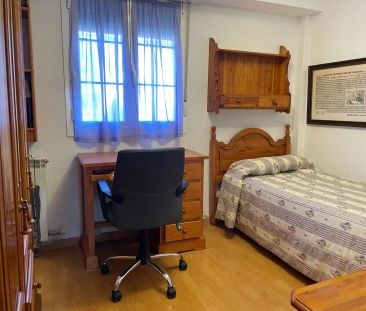 Piso de alquiler en Miralbueno - Foto 4