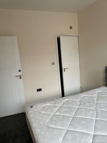 1 Bed Flat, Stockland Green, B23 - Photo 3