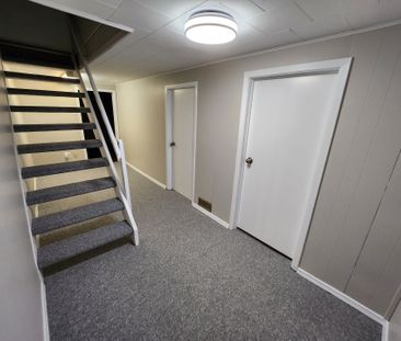 For Lease - 183 Millbank Drive, London South, Ontario - Photo 1