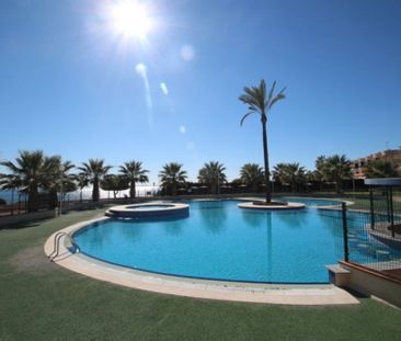Apartamento bajo en Calas de Campoamor. Temporada - Photo 1