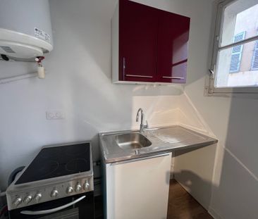 Location Appartement 1 pièce 17m² AIX EN PROVENCE 13100 - Photo 2