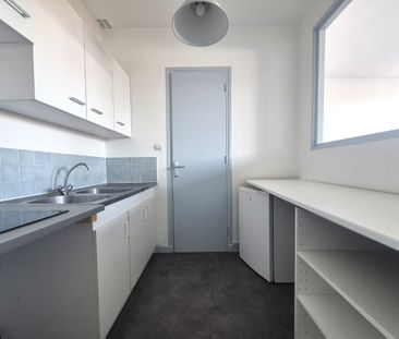 Location Appartement 2 pièces 39m² ROUBAIX 59100 - Photo 5