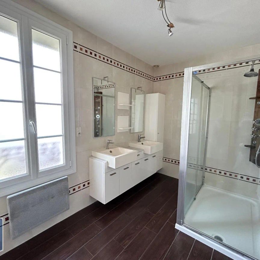 Maison à louer 5 pièces 113.76m² - Photo 1