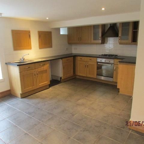 3 bedroom terraced house to rent - Photo 1