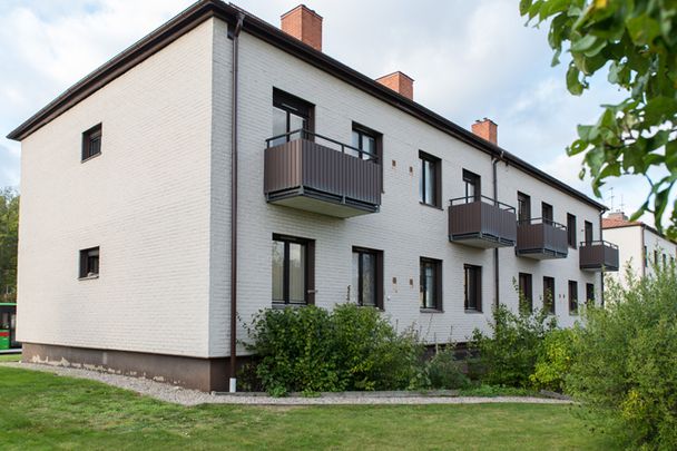Skogstorpsvägen, Eskilstuna - Photo 1