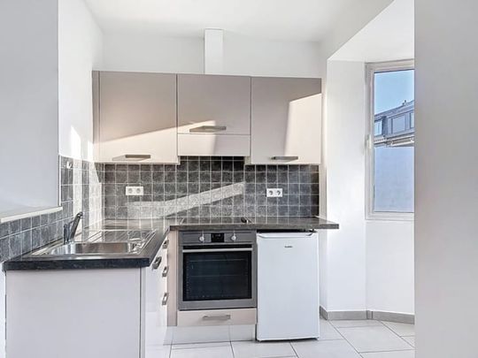 Appartement te huur - Photo 1