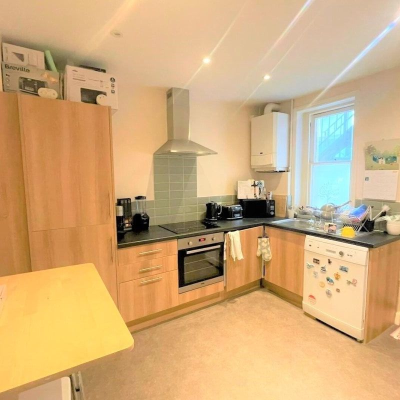 Park Terrace, BOGNOR REGIS - Photo 1