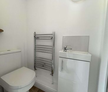 Two Bedroom Semi Detached Residential House in a village location - Photo 2