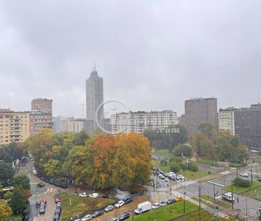 Via Giuseppe Marcora, Milano, Lombardy 20121 - Photo 3