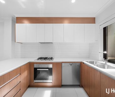 31/2 Rouseabout Street, Lawson ACT 2617 - Townhouse For Rent | Domain - Photo 3
