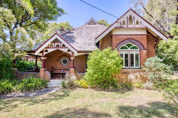 Classic Family Home - Photo 1
