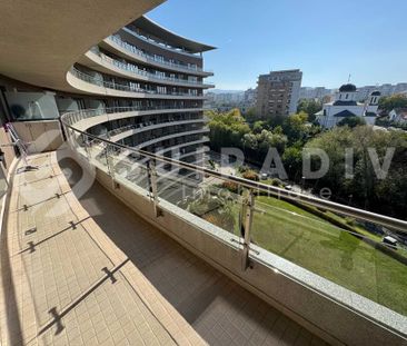 Apartament cu terasa, parcare subterana, bloc nou cu lift- Plopilor - Fotografie 4