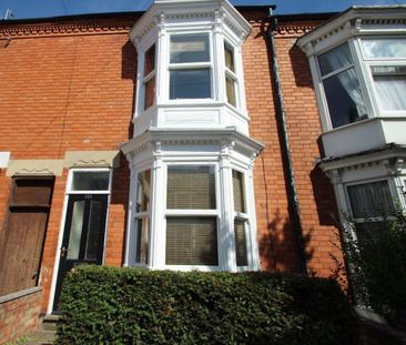 4 bedroom terraced house to rent - Photo 2