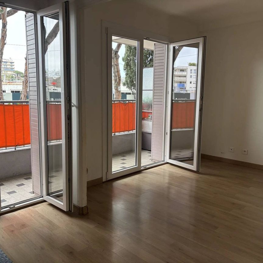 Appartement lumineux à louer au centre-ville de Cagnes-sur-Mer - Photo 1