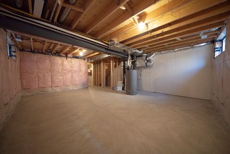 For Lease - 112 Mount Pleasant Street Unit# B, Brantford, Ontario - Photo 3