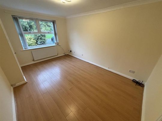 2 bedroom end of terrace house to rent - Photo 1