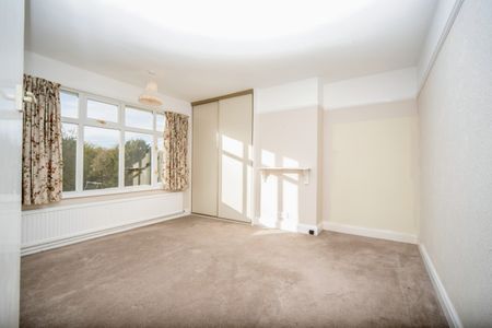 4 bedroom house to rent Kimbolton Road, Bedford, MK41 - Photo 3