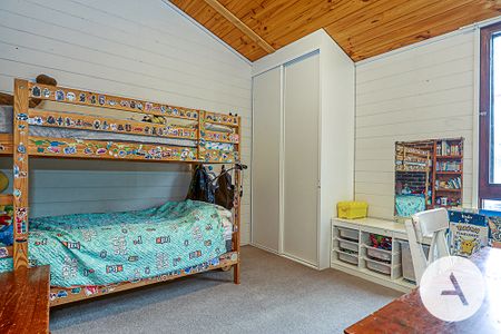 76 Crozier Circuit, Kambah ACT 2902 - House For Rent | Domain - Photo 4