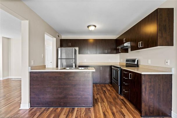 For Lease - 8 CHICORY Crescent, St. Catharines, Ontario - Photo 1