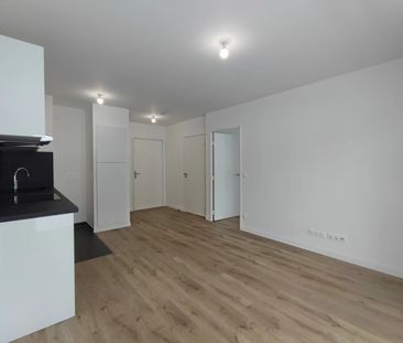 Location Appartement 2 pièces 36m² ASNIERES SUR SEINE 92600 - Photo 1