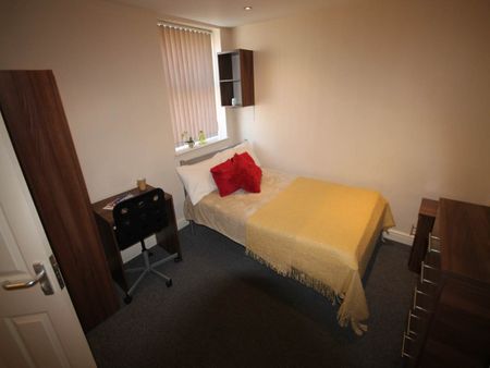 Room 6, Ashbourne Road, - Photo 3