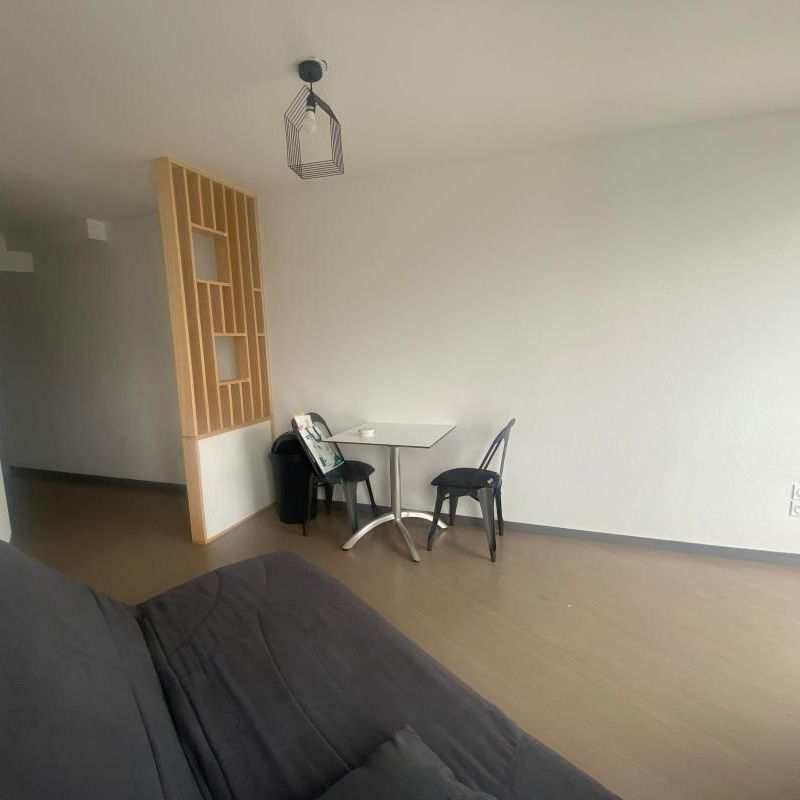 Location Appartement 1 pièce Meublé 36m² LA ROCHELLE 17000 - Photo 1