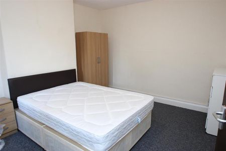 4 bedroom house to rent - Photo 5