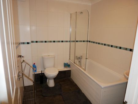 2 bedroom apartment to rent - Photo 5