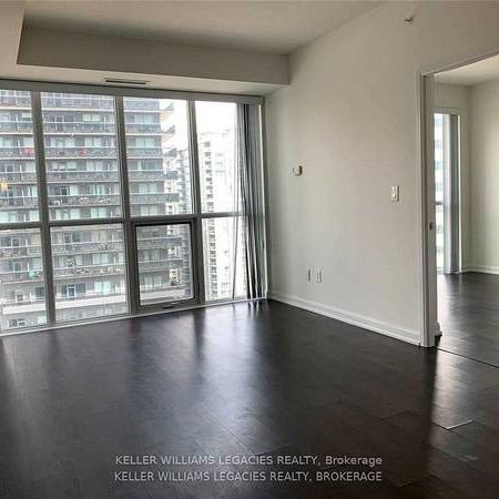 Yonge St/Sheppard Ave Luxurious 1Bdrm +Den Flr To CeilingWindows - Photo 1