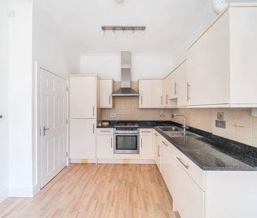 1 bedroom flat to rent - Photo 6