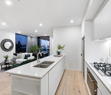 Charming 2-Bedroom House in West Village - Your New Home Sweet Home! - Photo 5