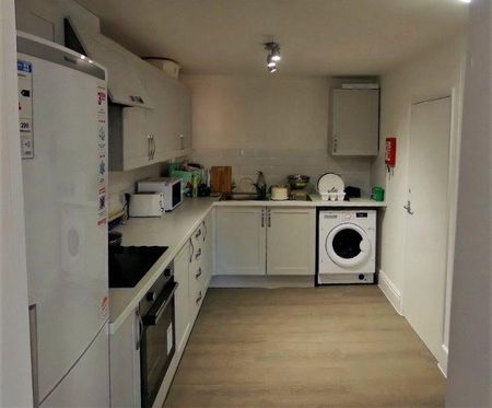 4 bedroom house share to rent - Photo 5