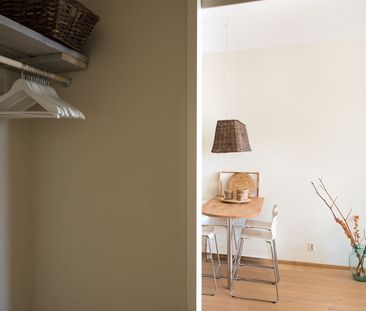 Appartement te huur: Hellingweg 16-B 2583 WG Den Haag - Photo 1