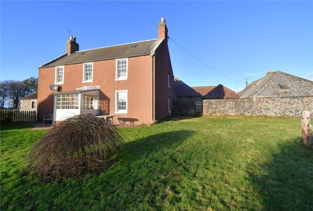 East Gilston Mains Farmhouse - Photo 2