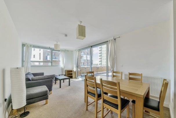 3 Bed Maisonette, Nelson Walk, E3 - Photo 1