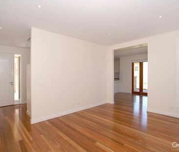 The Ultimate Townhouse - Photo 3