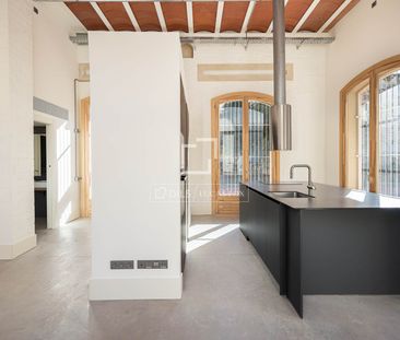 Excellent 1 Bedroom apartment for rent in Poblenou, Barcelona - Photo 2